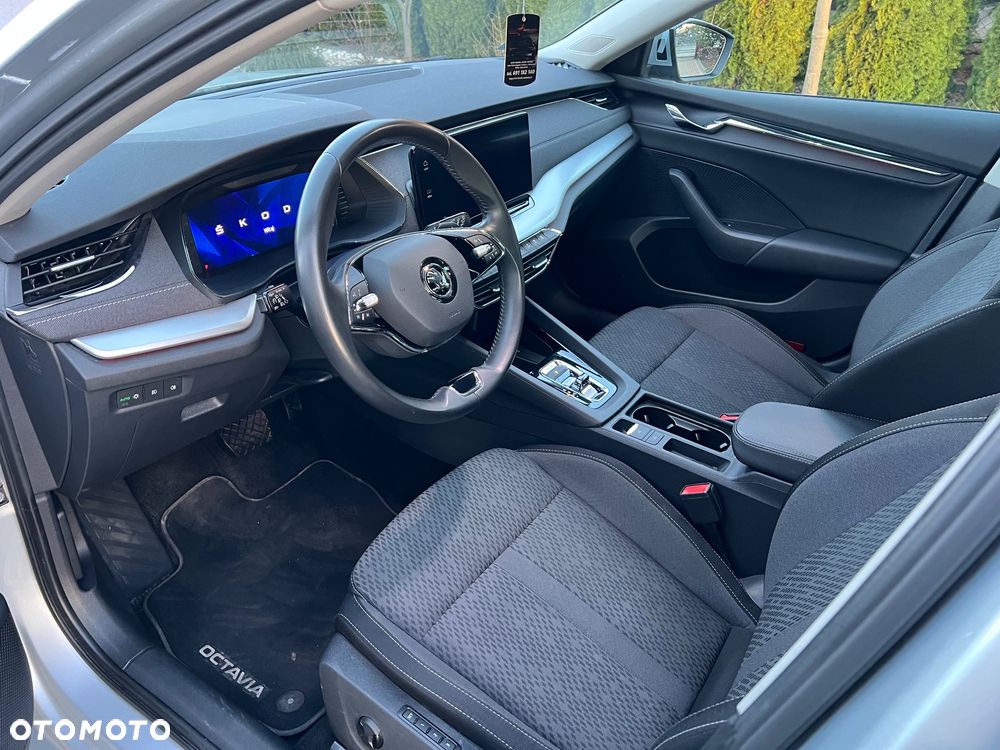 Skoda Octavia 2.0 TSI 4x4 Style DSG - 18