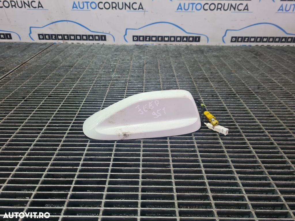 Antena Jeep Cherokee V 2013 - 2017 SUV (951) - 1