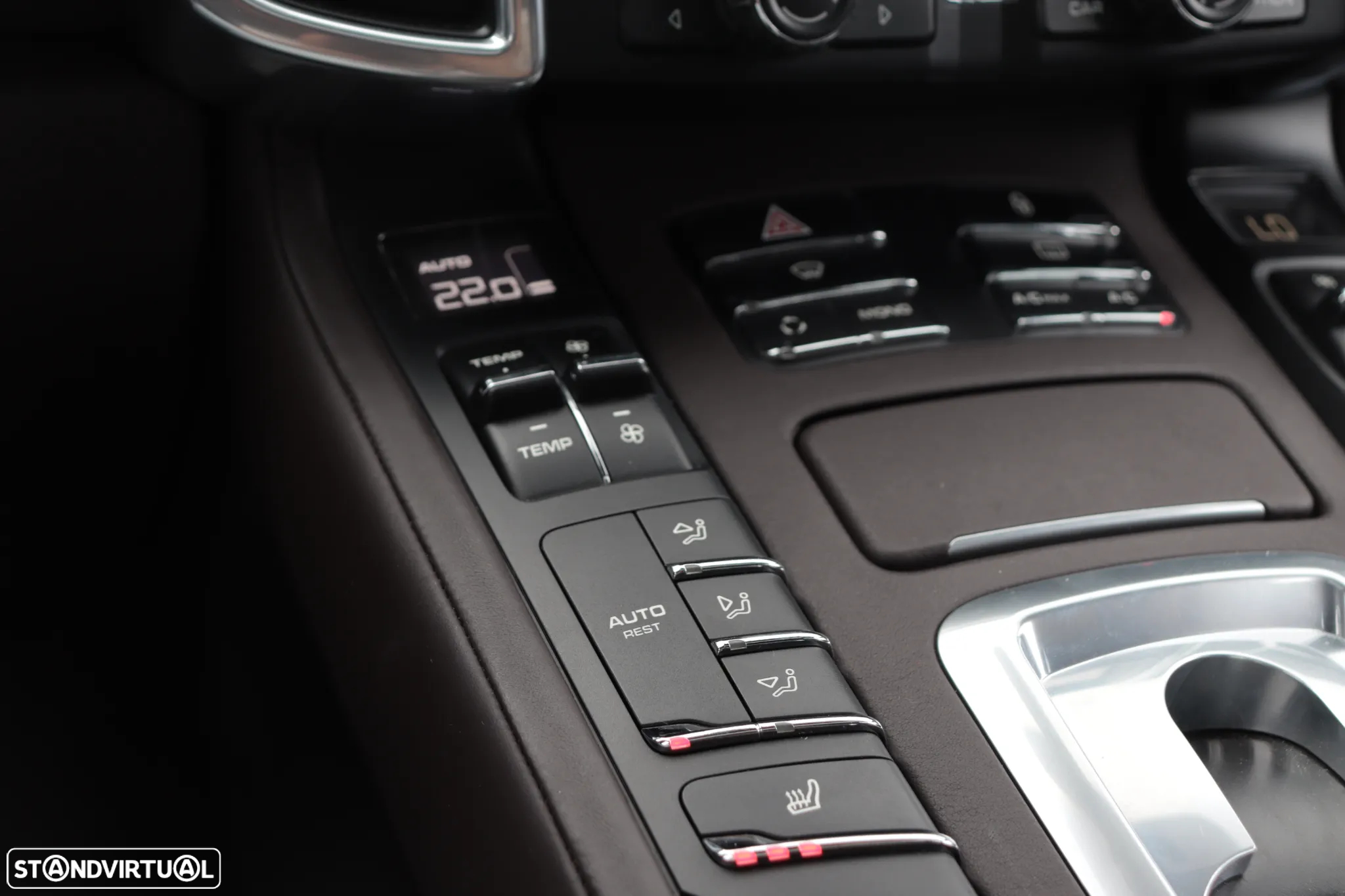 Porsche Cayenne Turbo - 22