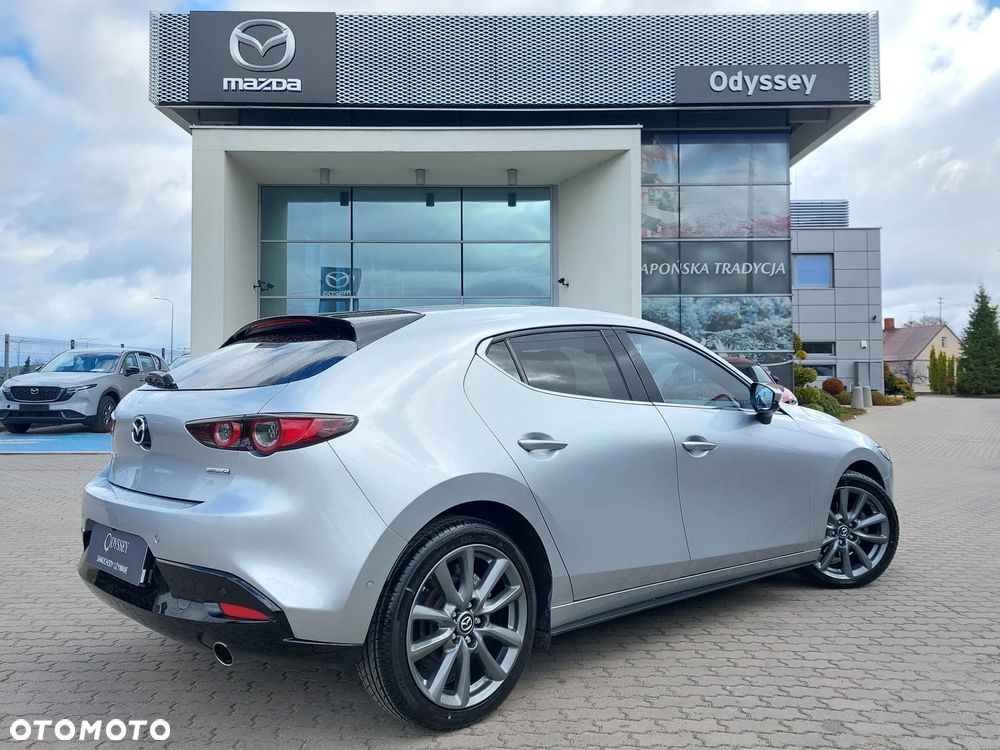 Mazda 3 2.0 mHEV Hikari - 3