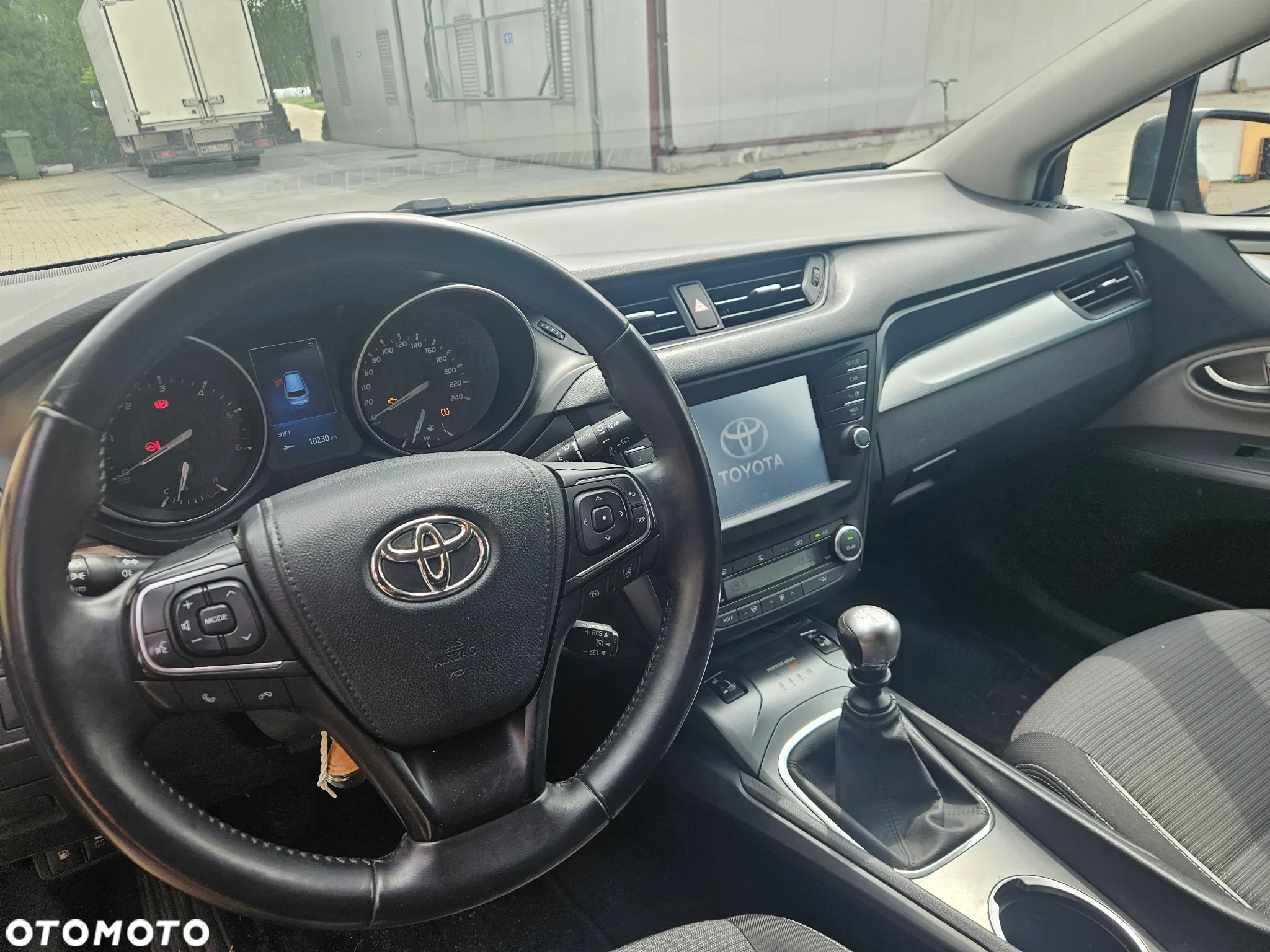 Toyota Avensis Touring Sports 2.0 D-4D Executive - 3