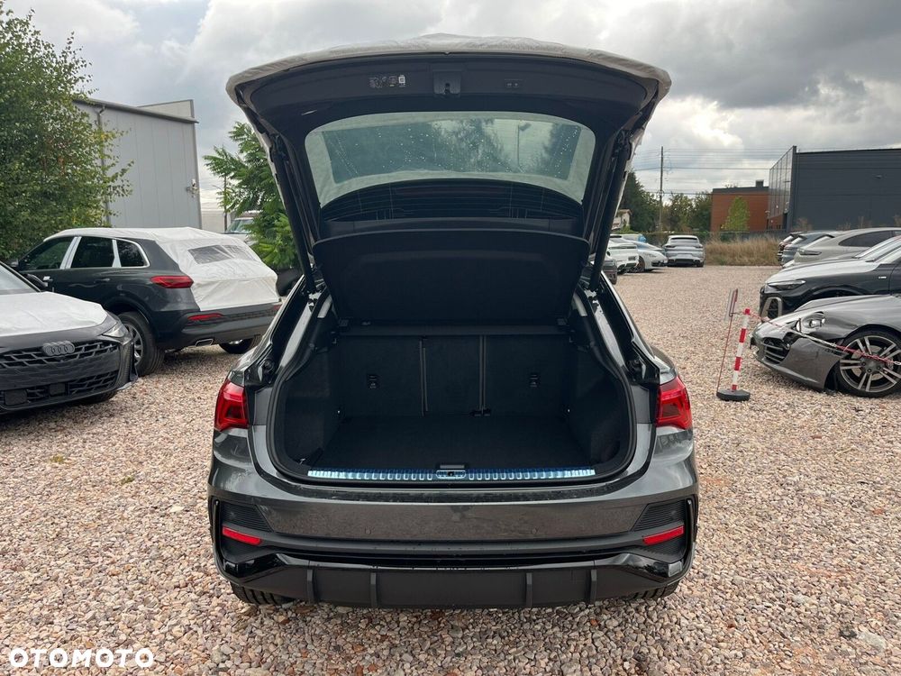 Audi Q3 Sportback - 5