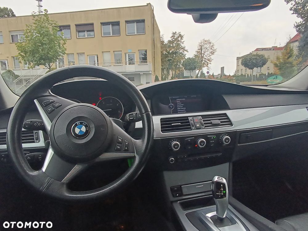 BMW Seria 5 520d Touring Special Edition - 20