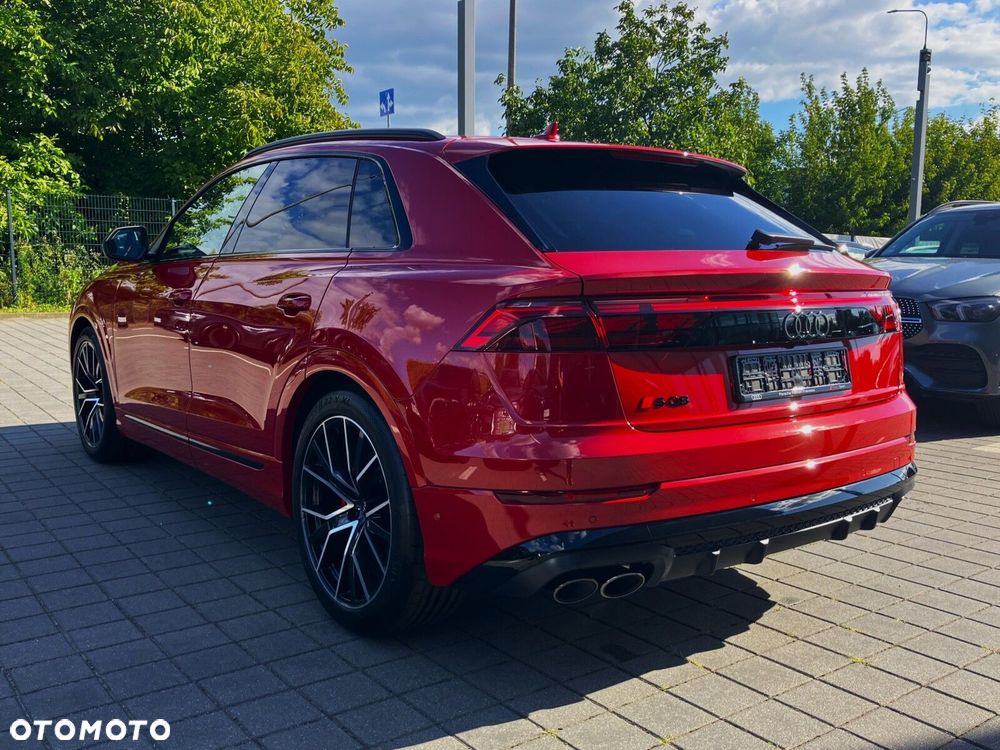 Audi SQ8 - 7