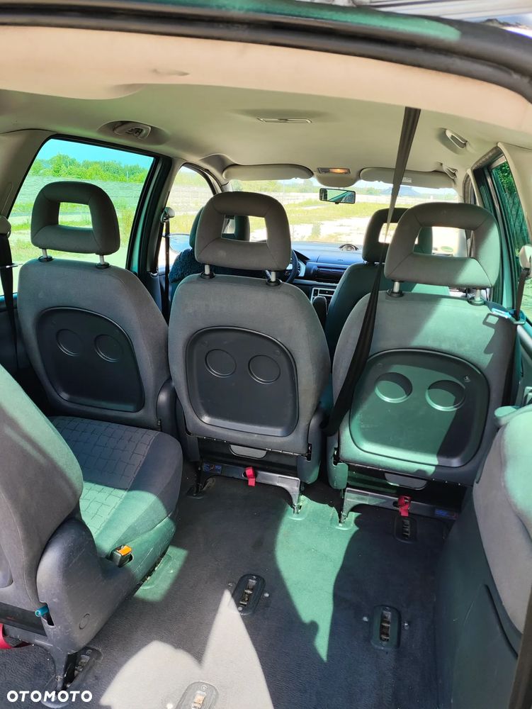 Ford Galaxy 2.0 X - 8