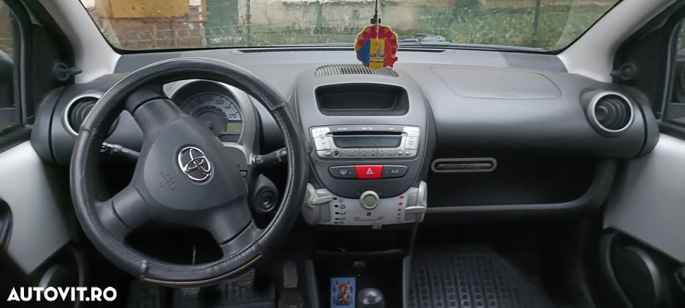 Toyota Aygo 1.0 X - 11