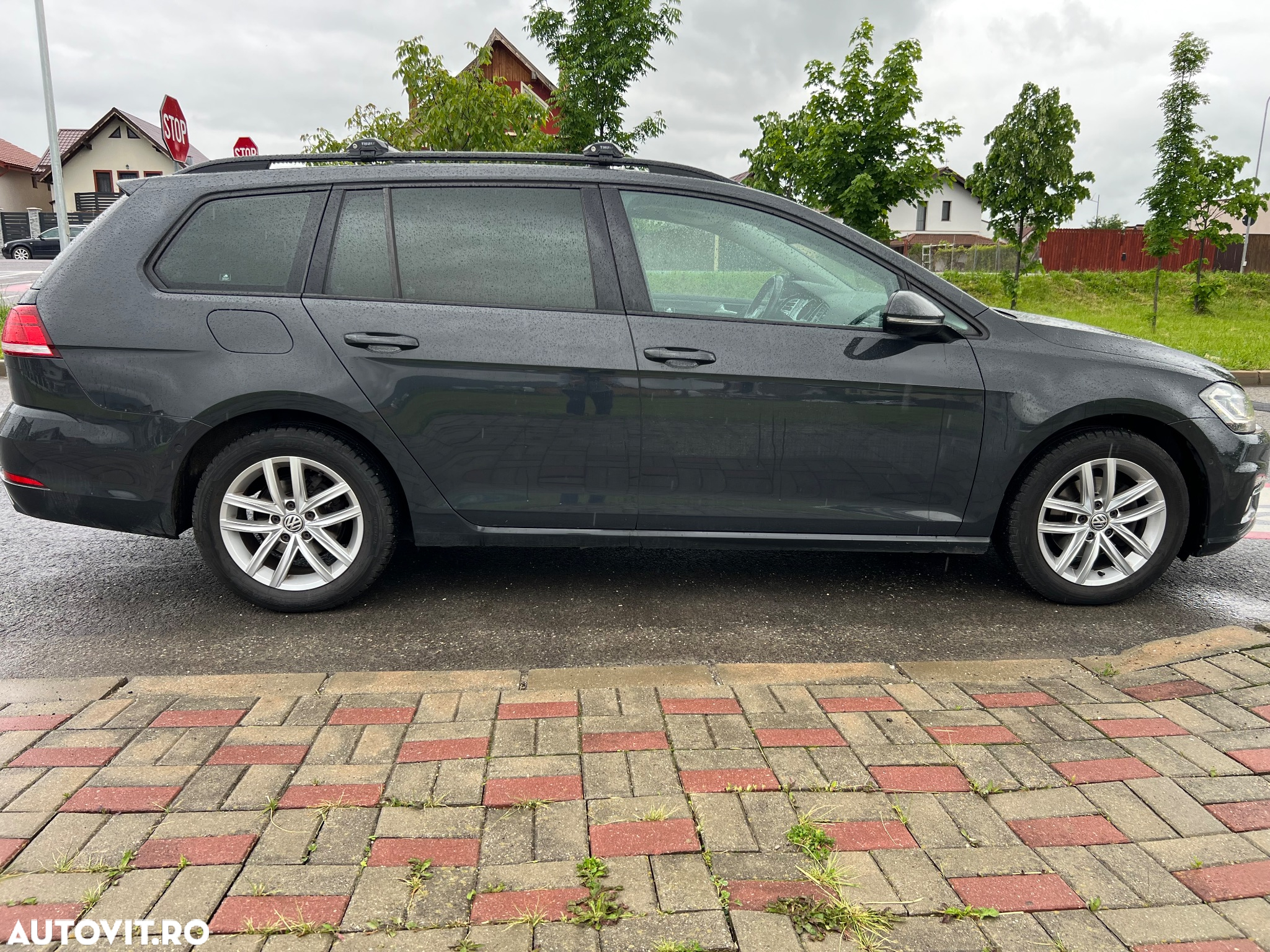 Volkswagen Golf 1.6 TDI DSG Comfortline - 4