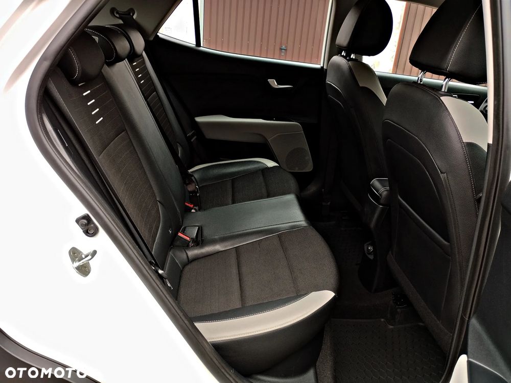 Kia Stonic - 20
