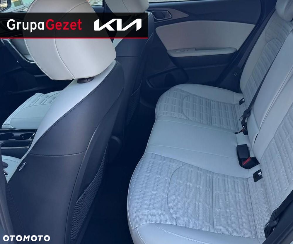 Kia XCeed 1.6 T-GDI Business Line DCT - 16