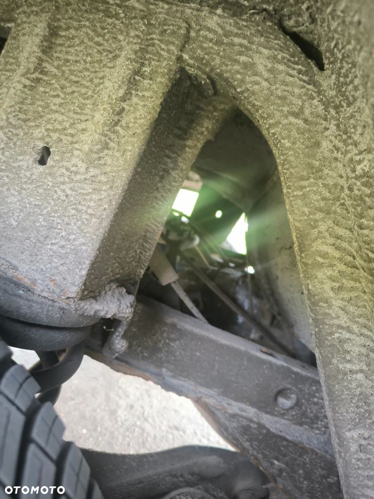 Volkswagen Transporter - 18