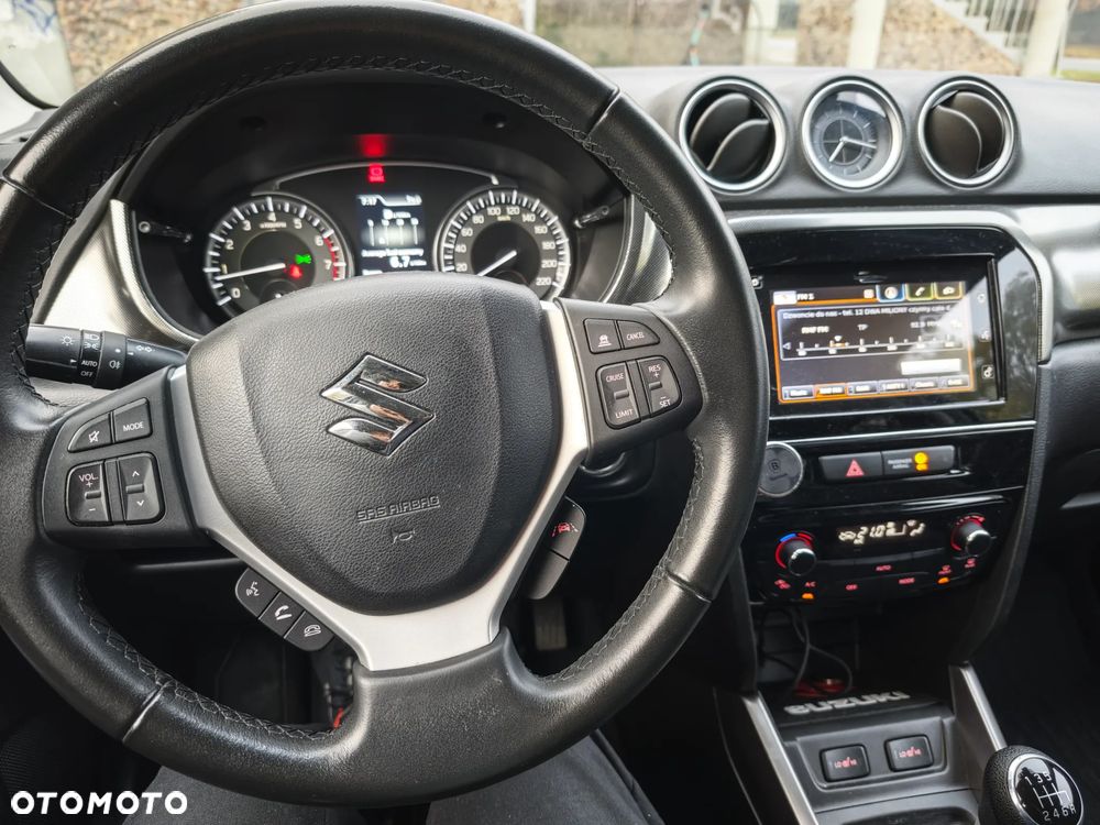 Suzuki Vitara 1.4 Boosterjet SHVS Elegance 4WD - 9
