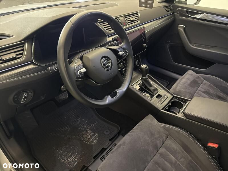 Skoda Superb 2.0 TSI Style DSG - 10