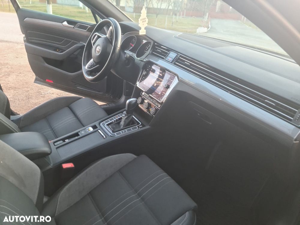 Volkswagen Passat Alltrack 2.0 TDI DSG 4Motion Comfortline - 12