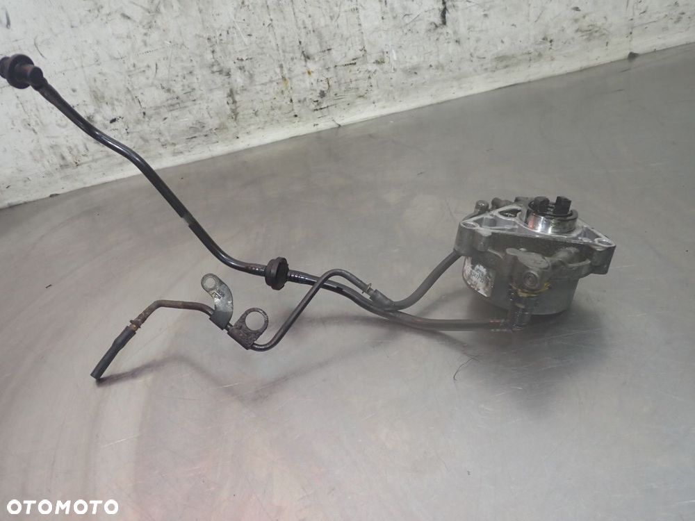 VACUM POMPA OPEL ZAFIRA B 55187760 - 3