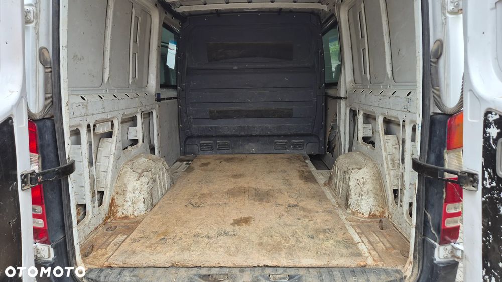 Mercedes-Benz SPRINTER - 6