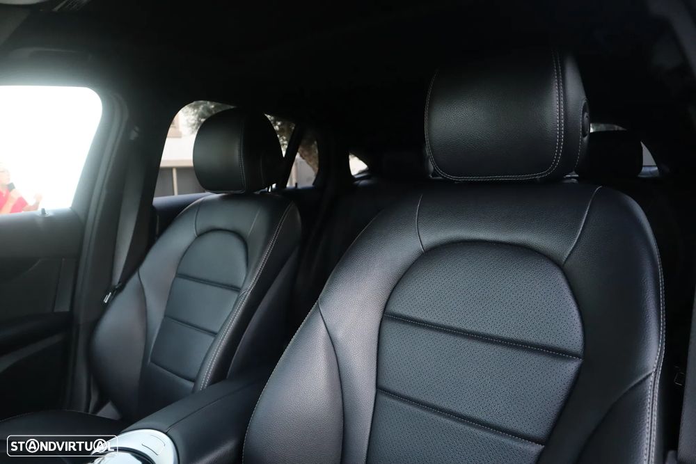 Mercedes-Benz GLC 300 e Coupé 4Matic - 20