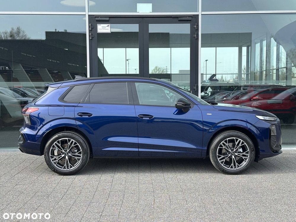 Audi Q3 - 4