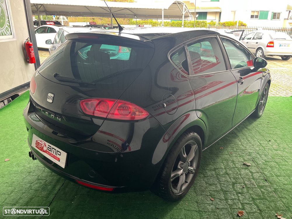 SEAT Leon 1.6 TDI DPF Ecomotive Sport - 8