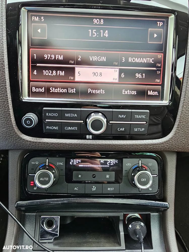 Volkswagen Touareg 3.0 V6 TDI BMT Terrain Tech - 11