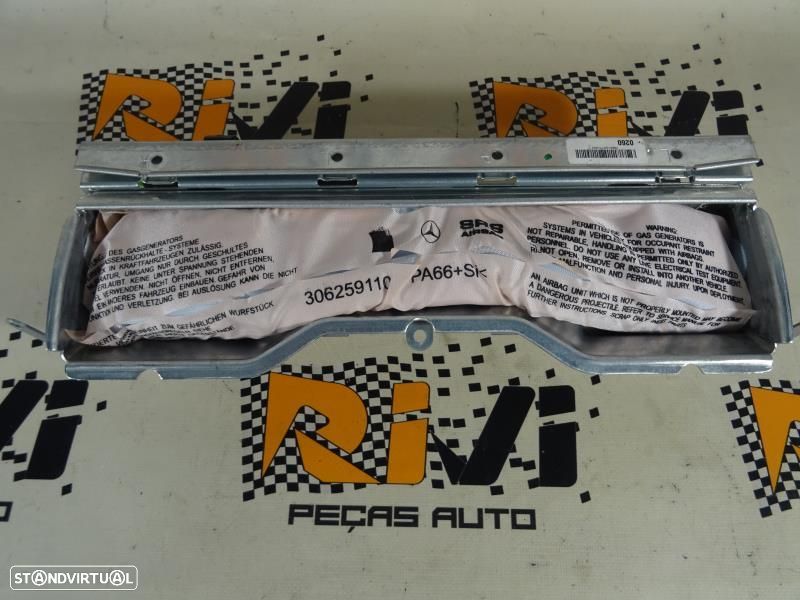 Airbag De Joelho Mercedes-Benz C-Class (W204)  2048602002 / 306259110 - 1