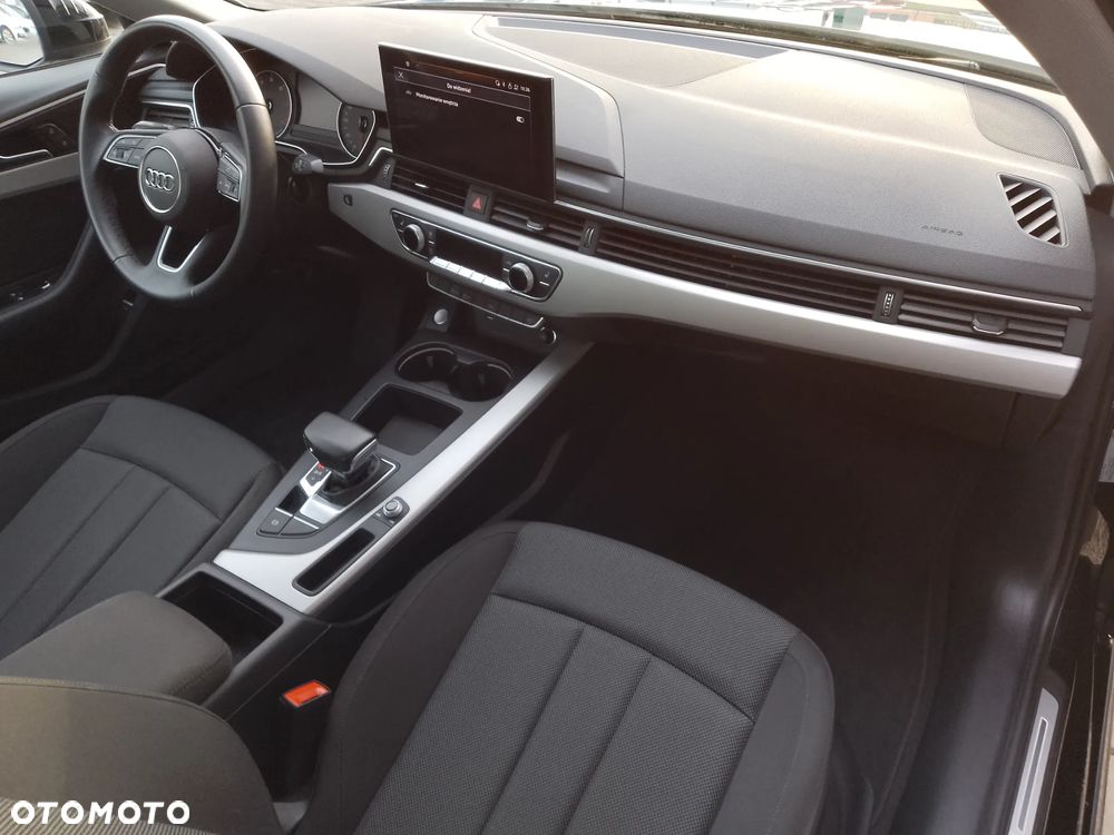 Audi A4 Limousine 35 TFSI mHEV S Line S tronic - 18