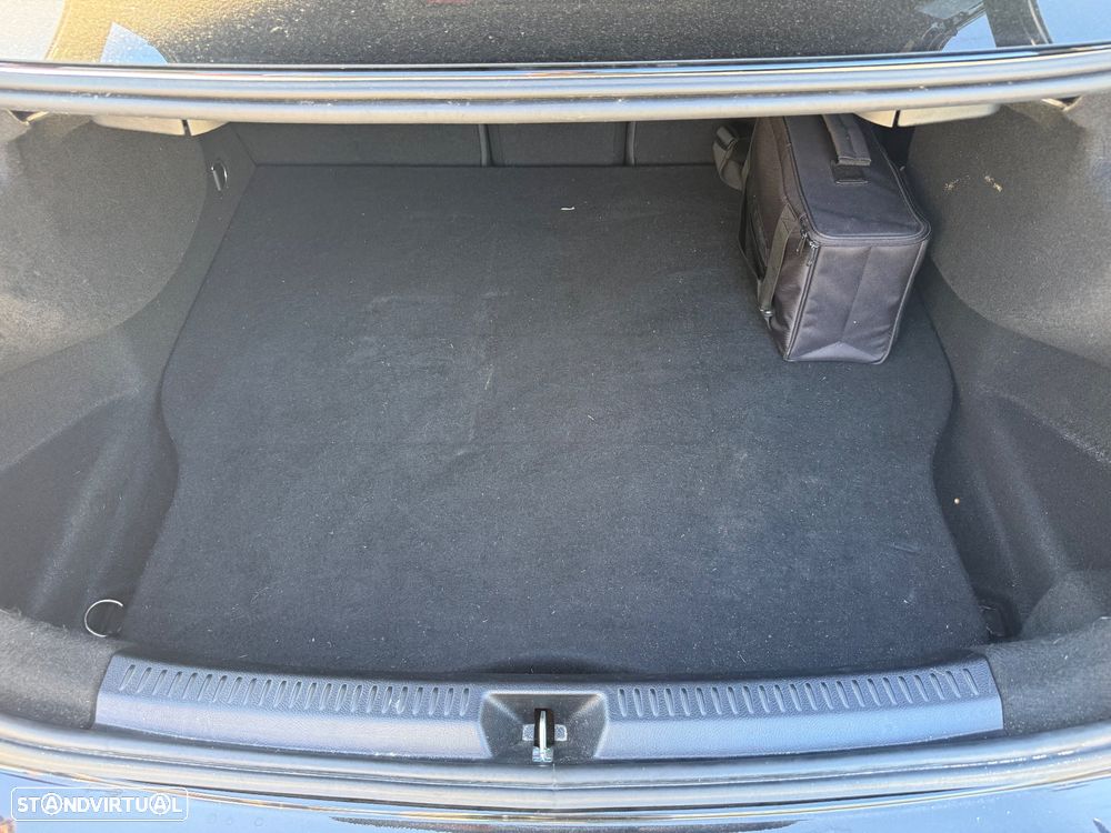 Mercedes-Benz A 250 Limousine e Style Plus - 21