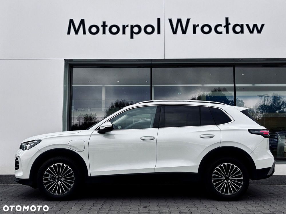 Volkswagen Tiguan - 3
