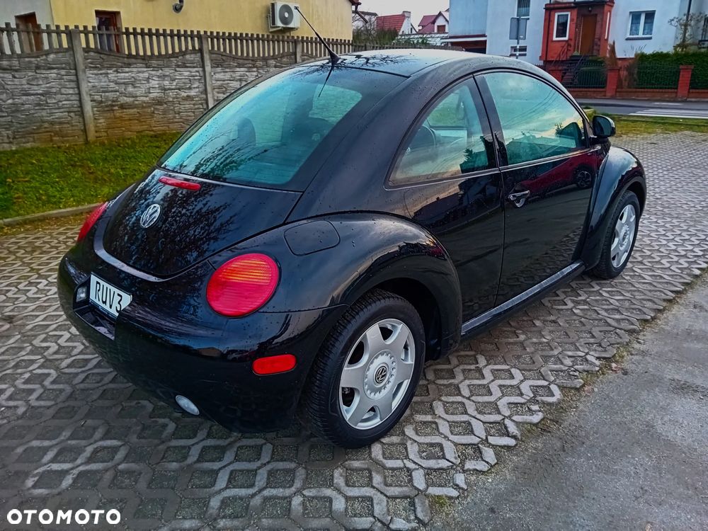 Volkswagen New Beetle - 6