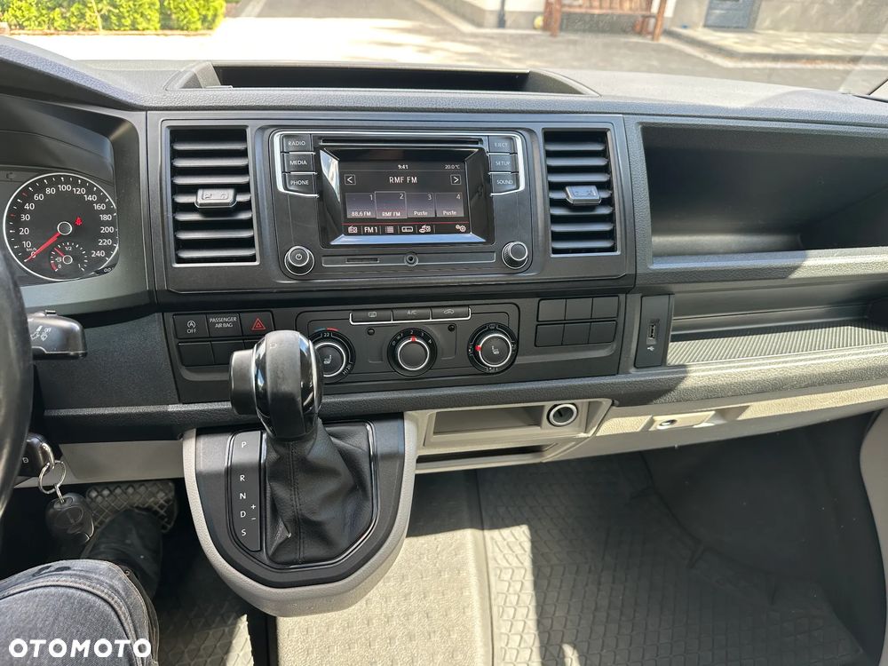 Volkswagen Transporter 2.0 TDI 140KM DSG - 12