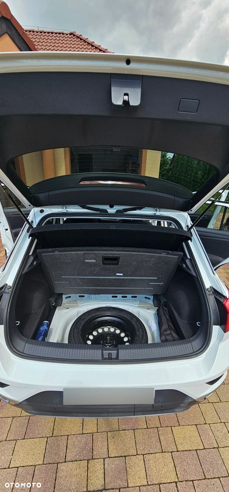 Volkswagen T-Roc - 8