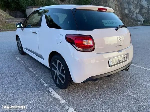 Citroën DS3 1.6 e-HDi So Irresistible - 4