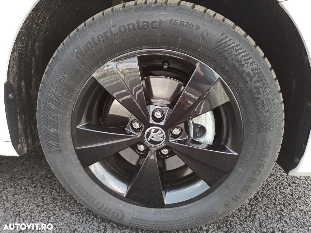 Skoda Octavia 2.0 TDI Essence - 9