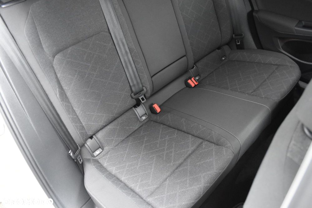 Volkswagen Golf Variant - 32