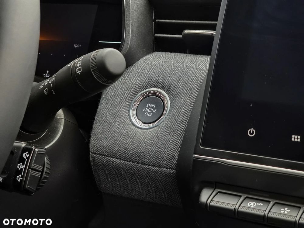 Renault Clio - 22