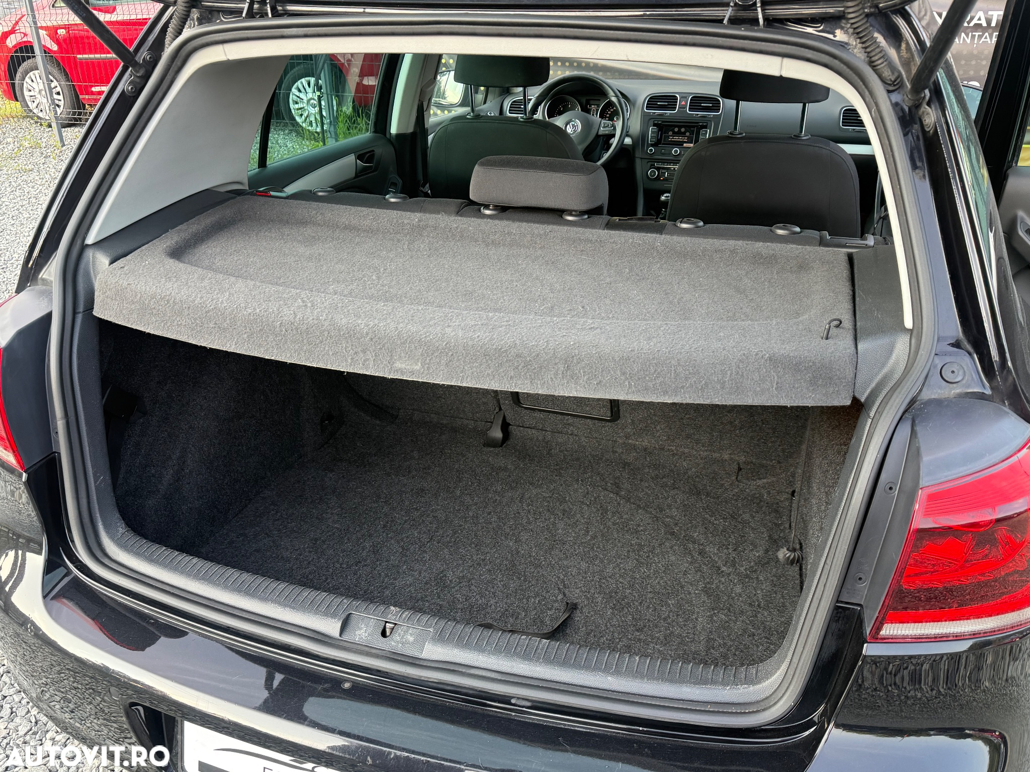 Volkswagen Golf 1.6 TDI BlueMotion Technology DPF Comfortline - 14
