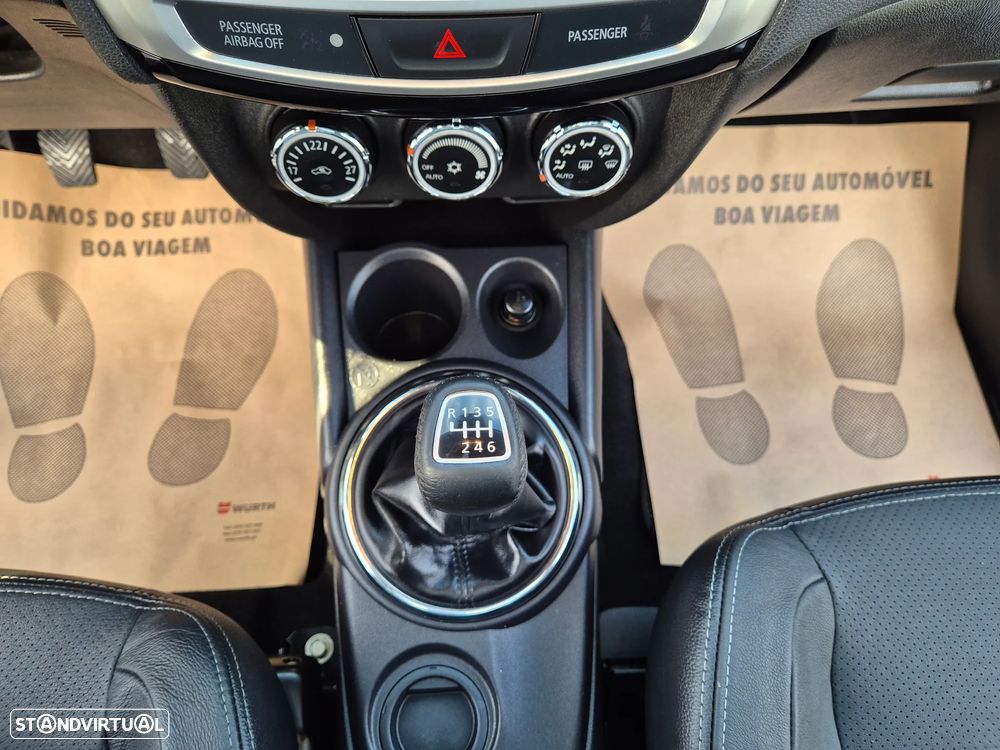 Mitsubishi ASX 1.6 DI-D Intense Black Edition - 39