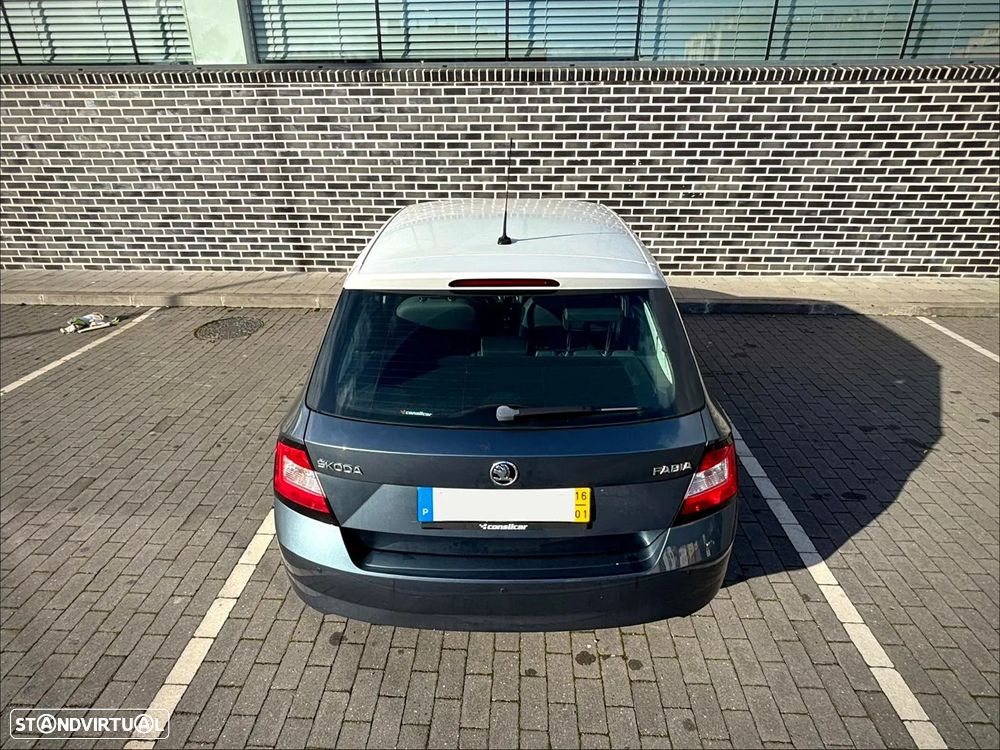 Skoda Fabia 1.0 Active - 9
