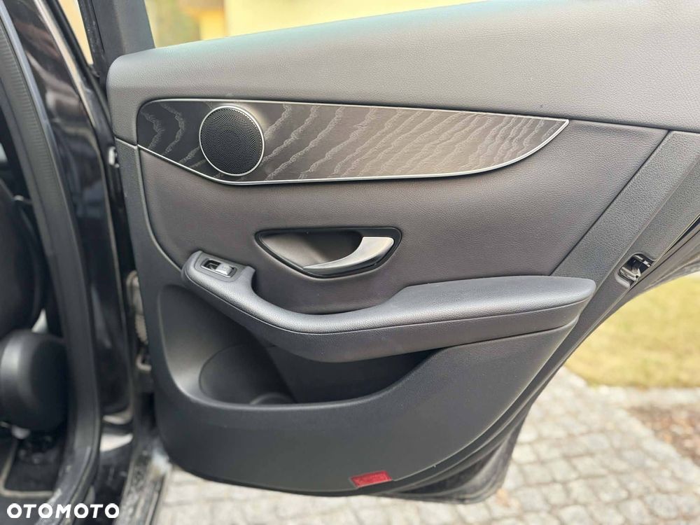 Mercedes-Benz GLC 250 4-Matic - 16