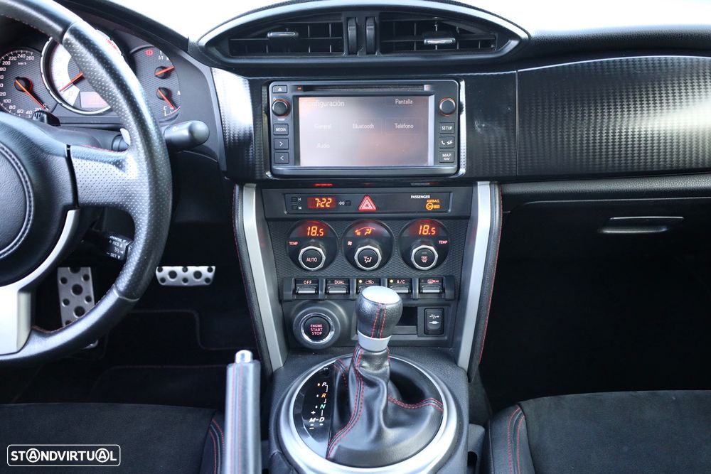 Toyota GT86 2.0D-4S Sport+Navi AT - 32