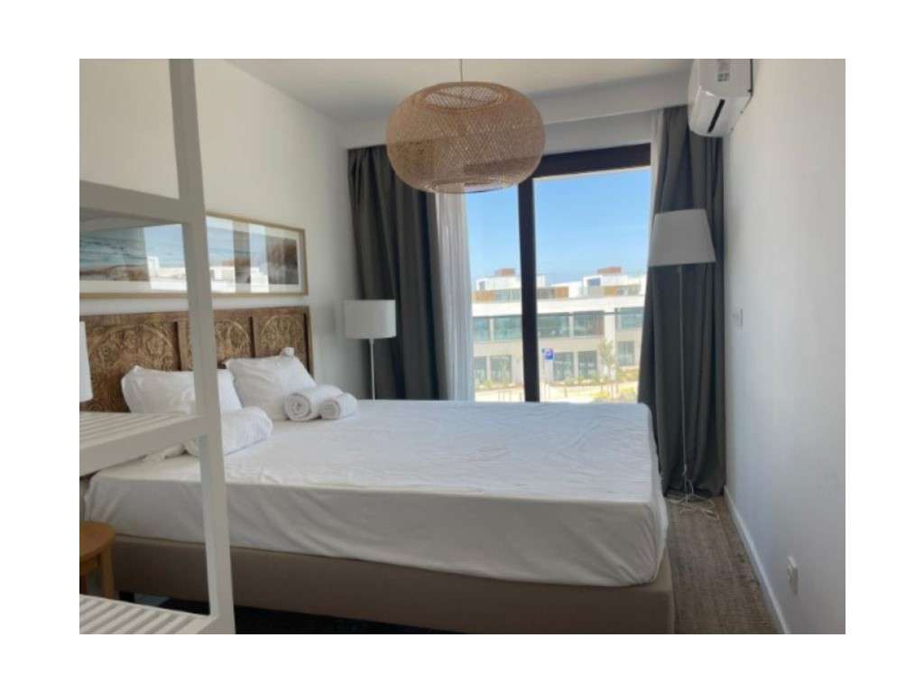 Apartamento T3, com jardim e piscina no Condominio Porto Covo Village - Grande imagem: 4/17