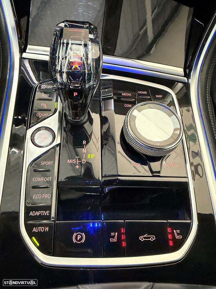 BMW 840 d xDrive Pack M - 35