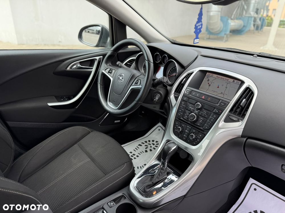 Opel Astra 2.0 CDTI DPF Automatik Cosmo - 19