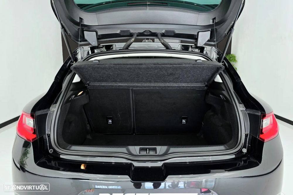 Renault Mégane 1.6 dCi GT EDC - 16