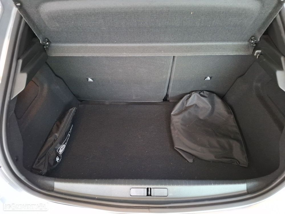 Peugeot e-208 51 kWh Allure - 26