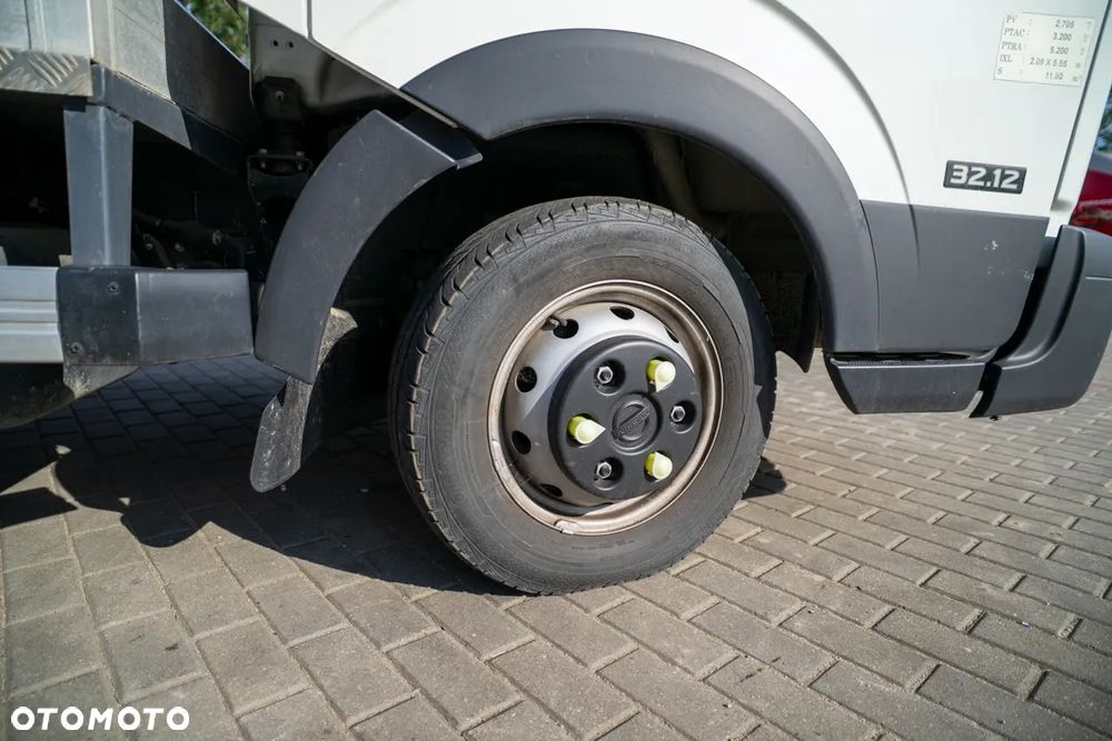 Nissan PODNOŚNIK KOSZOWY NISSAN NT400 CABSTAR 32.12 - 29