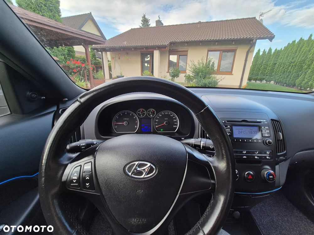 Hyundai i30 1.4 Base - 25