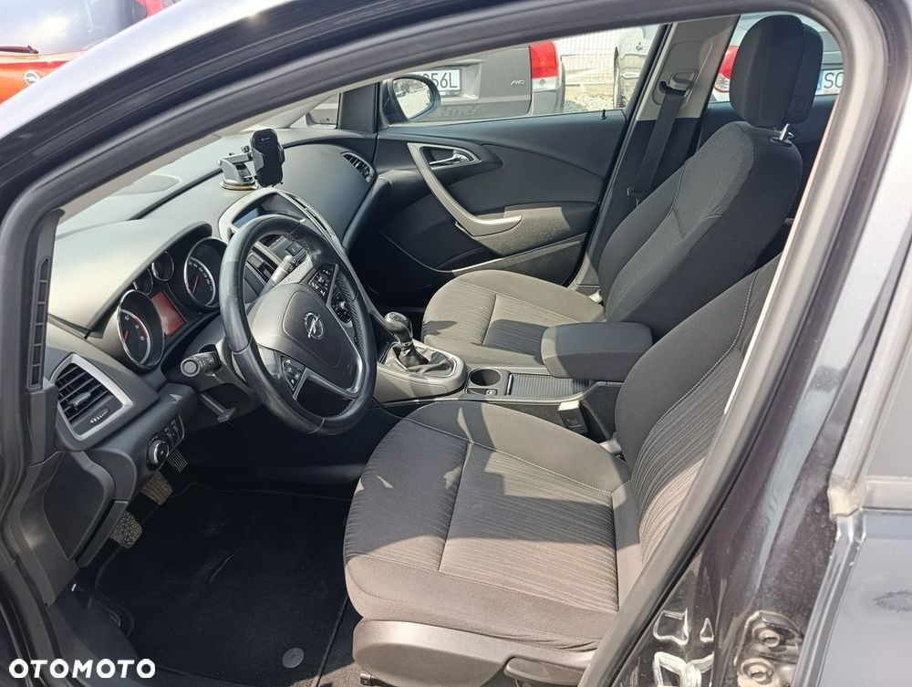Opel Astra - 10