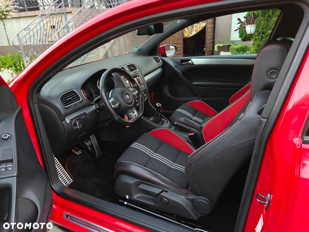 Volkswagen Golf 2.0 GTI adidas - 7