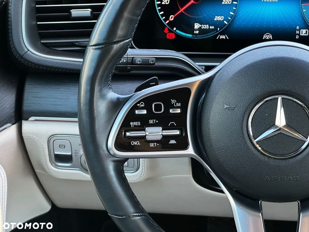 Mercedes-Benz GLE - 11