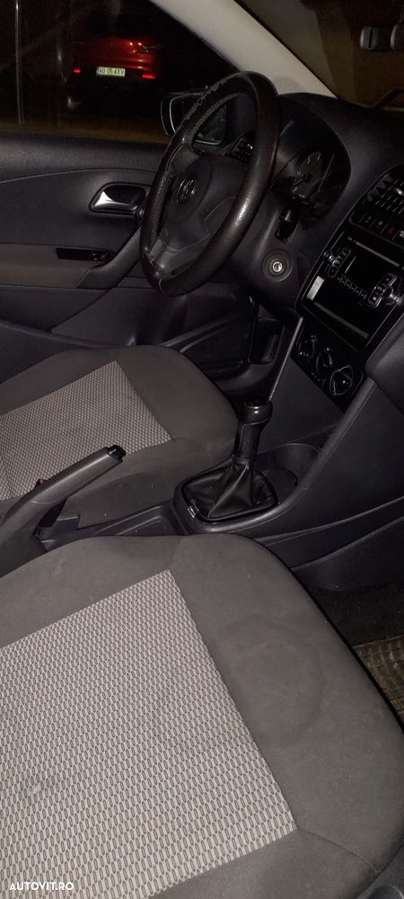 Volkswagen Polo - 6